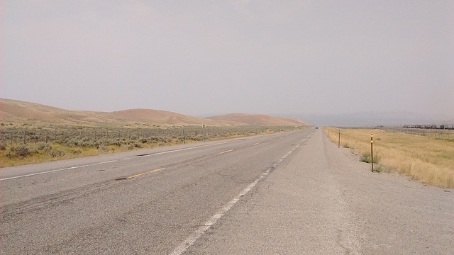 Route désertique / Desert road