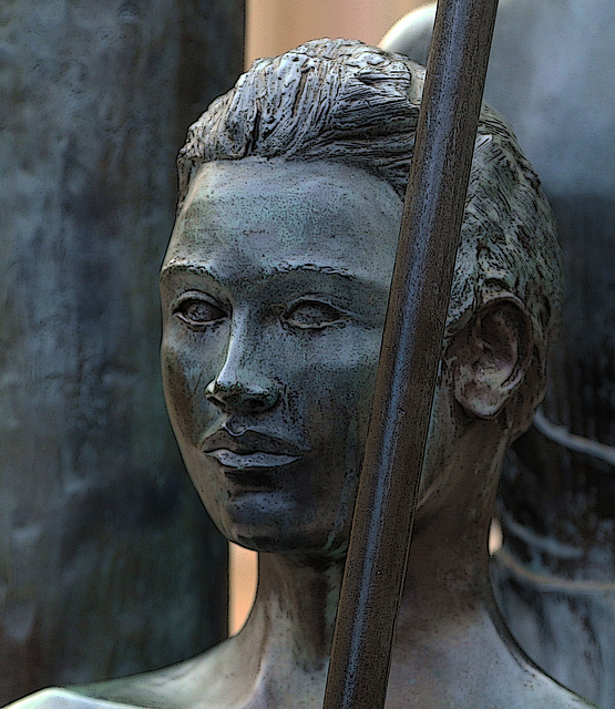 Détail de la statue devant le Palais d'Iéna , à Paris