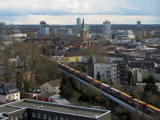 Blick vom Fördergerüst ...