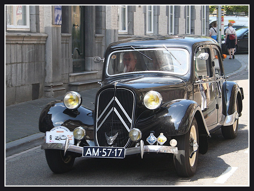 Nice 1950's Citroen.