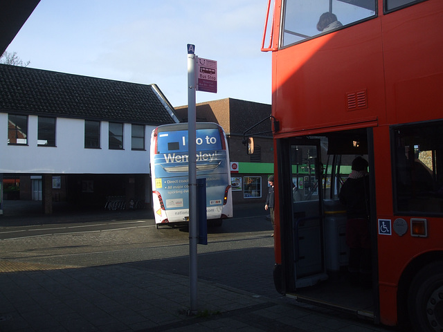 DSCF2546 Mulleys Motorways LW51 ZDY (01 D 10204) and a National Express Levante