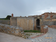 une curiosité : la forteresse de SALSES