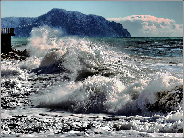 the power of the wind makes the sea threatening