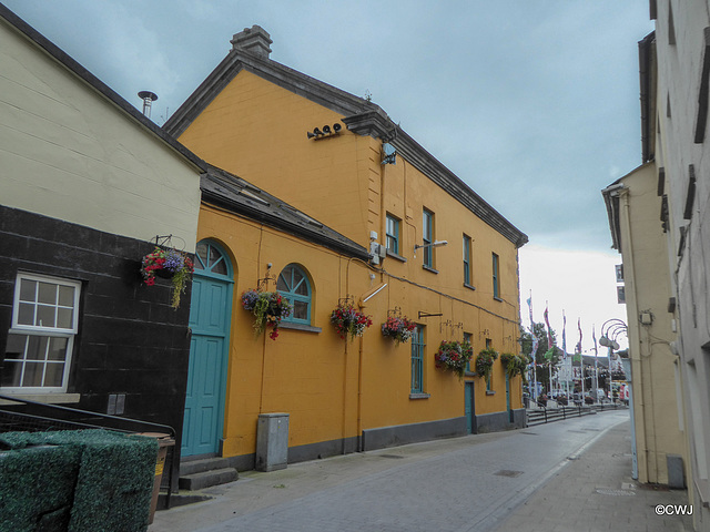 Cashel town building in its distinctive colours