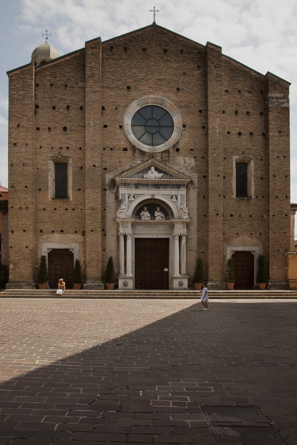 Il Duomo, il turista e la bambina