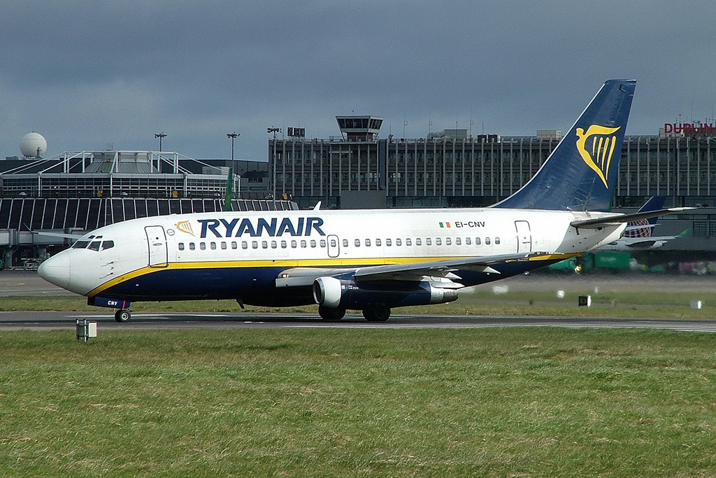 EI-CNV Boeing 737-230 Ryanair