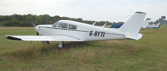 Piper PA-24-250 Comanche G-BYTI