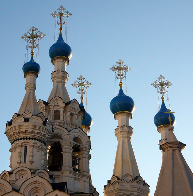 défier le ciel bleu