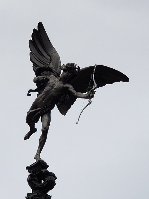 Winged statue 5