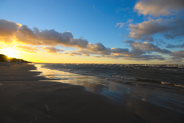 Sonnenuntergang am Strand von Jūrmala