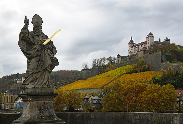 Farbenzauber in den Weinbergen - Magic colours in the vineyards