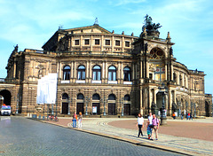 Dresden Semperoper. ©UdoSm