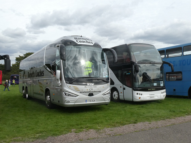 Barnetts Coaches YT19 KUH and Barkerbus J8 WSB at Showbus 50 - 25 Sep 2022 (P1130547)