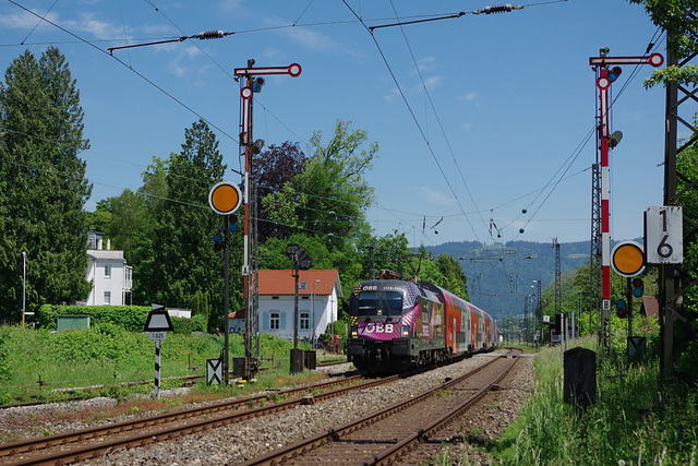 BÖ0023012