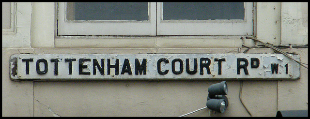 Tottenham Court Road sign