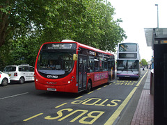 DSCF8243 First 'City Red' 47691 (SL15 RWN) and 33180 (LR02 LYZ) in Southampton - 30 Jun 2017