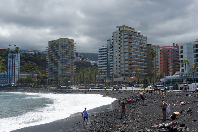 Playa Martianez, Puerto de La Cruz (© Buelipix)