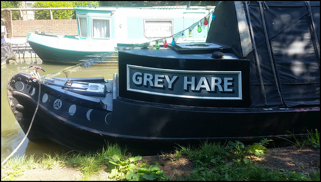 Grey Hare narrowboat