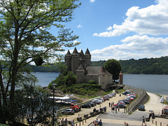 Chateau de VAL -Cantal-