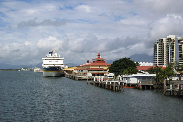Cairns Harbour