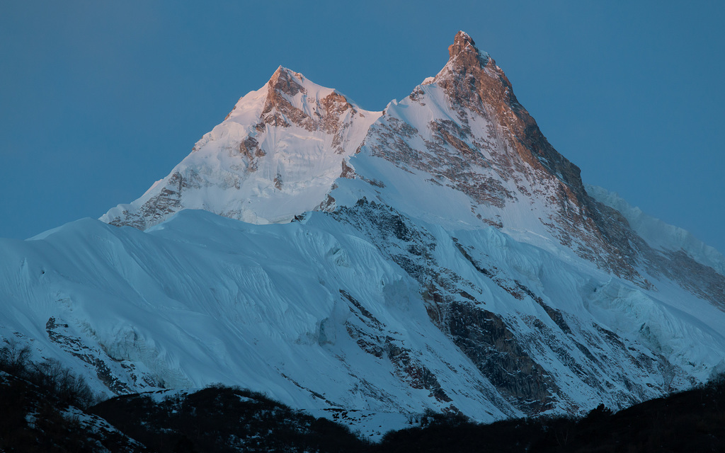 Manaslu Dawn at Sama I