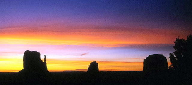 Sonnenaufgang im Monument Valley