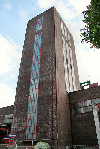 Förderturm von Schacht 2 (Zeche Zollverein 1/2/8, Essen-Stoppenberg) / 16.06.2018