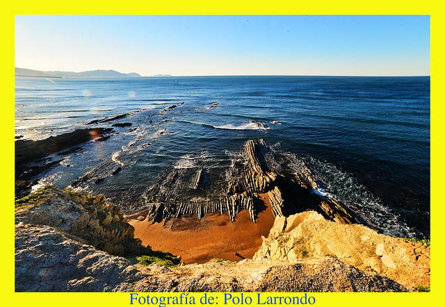 Rompientes entre las playas de Barinatxe y Arrietara