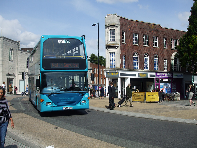 DSCF8229 Go-South Coast (Unilink) 1091 (YN55 NFP) in Southampton - 30 Jun 2017