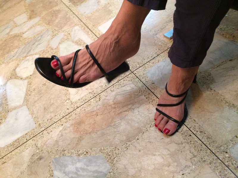banana republic dangle (F)