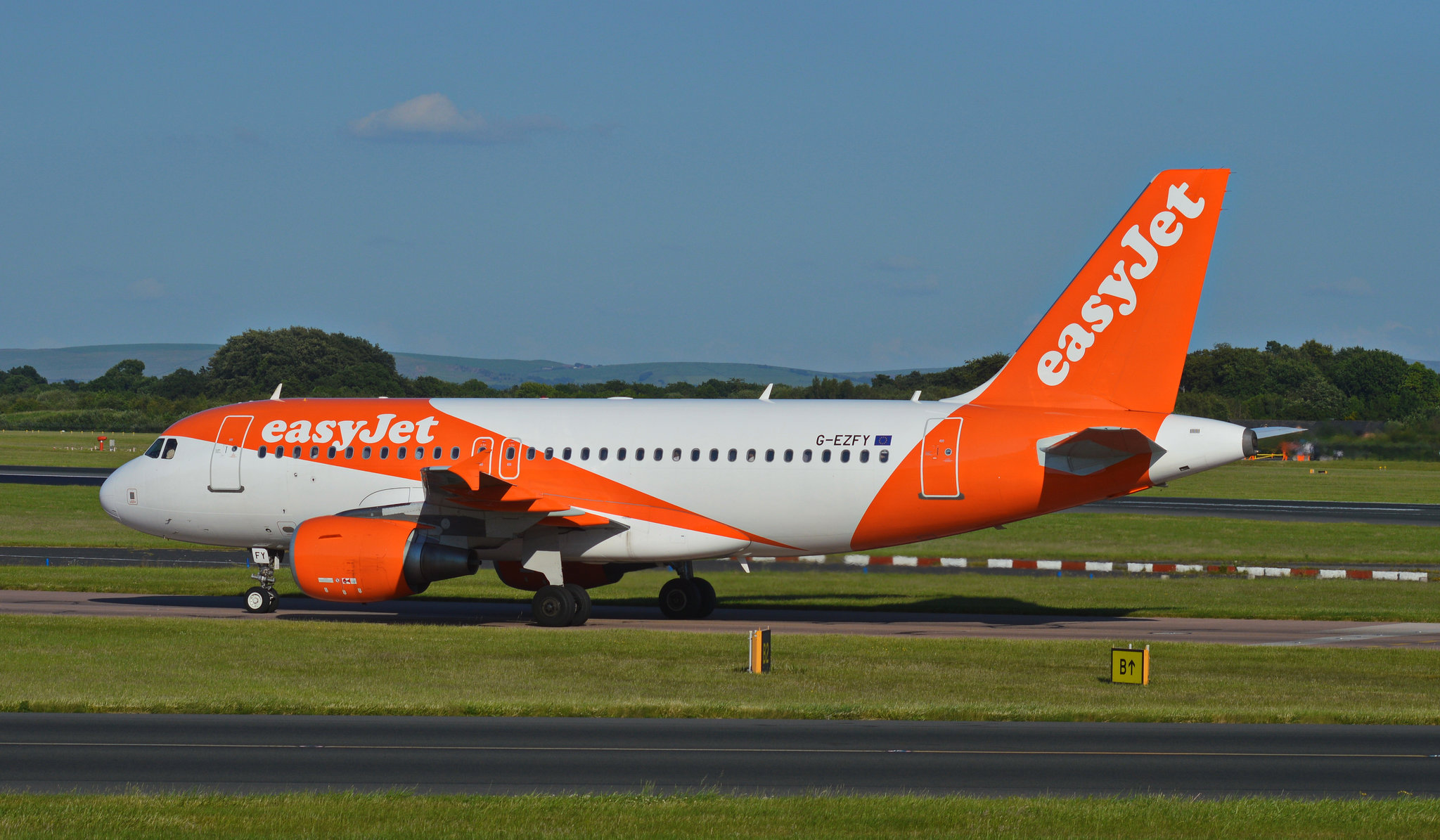 EasyJet EZFY