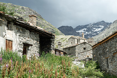 Bonneval-sur-Arc, L'Ecot: typische Steinhäuser der Haute-Maurienne (Frankreich, Savoyen)