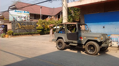 Nam Khong jeep