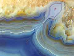 Patterns in agate