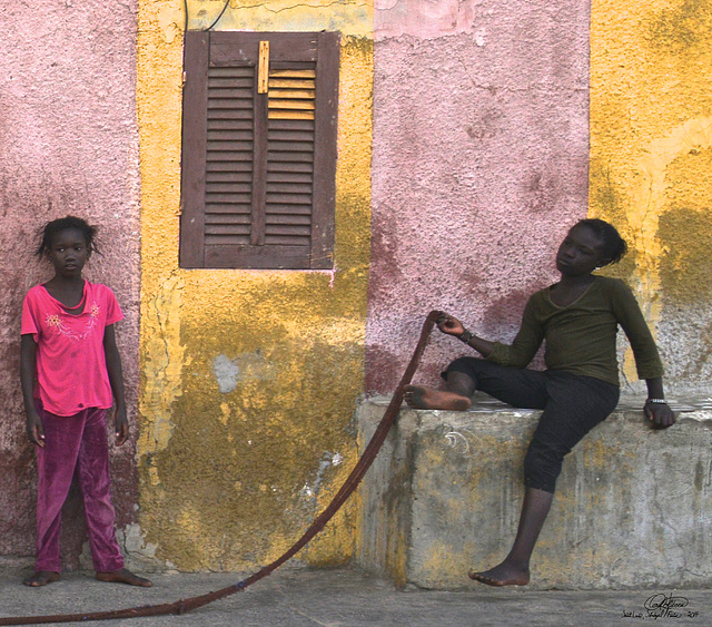 Jeunes filles et corde à danser