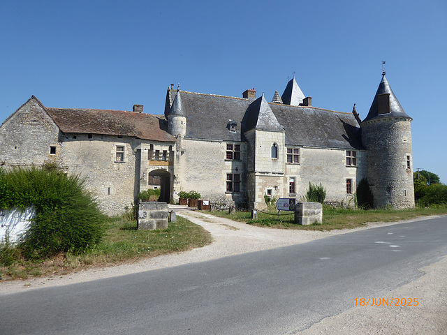 Château de CHEMERY Loir et Cher 1/3 Château de CHEMERY Loir et Cher 1/3