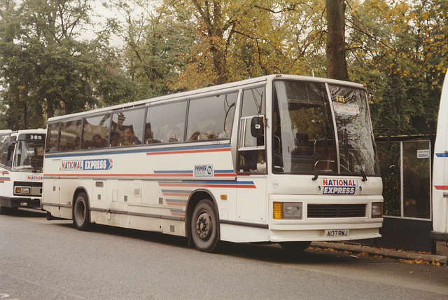 339/02 Premier Travel Services (AJS) A137 RMJ at Cambridge - 25 Oct 1988