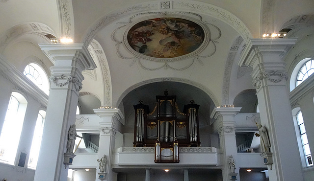 Orgel der  Katholischen Pfarrkirche  St. Peter und Paul in Willisau