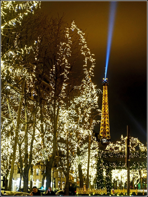 Paris : illuminations de fin d'année