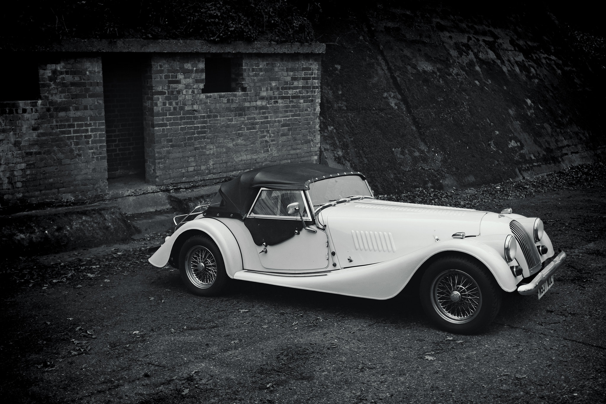 Brooklands New Year 2016 X100T Morgan pits 1 mono