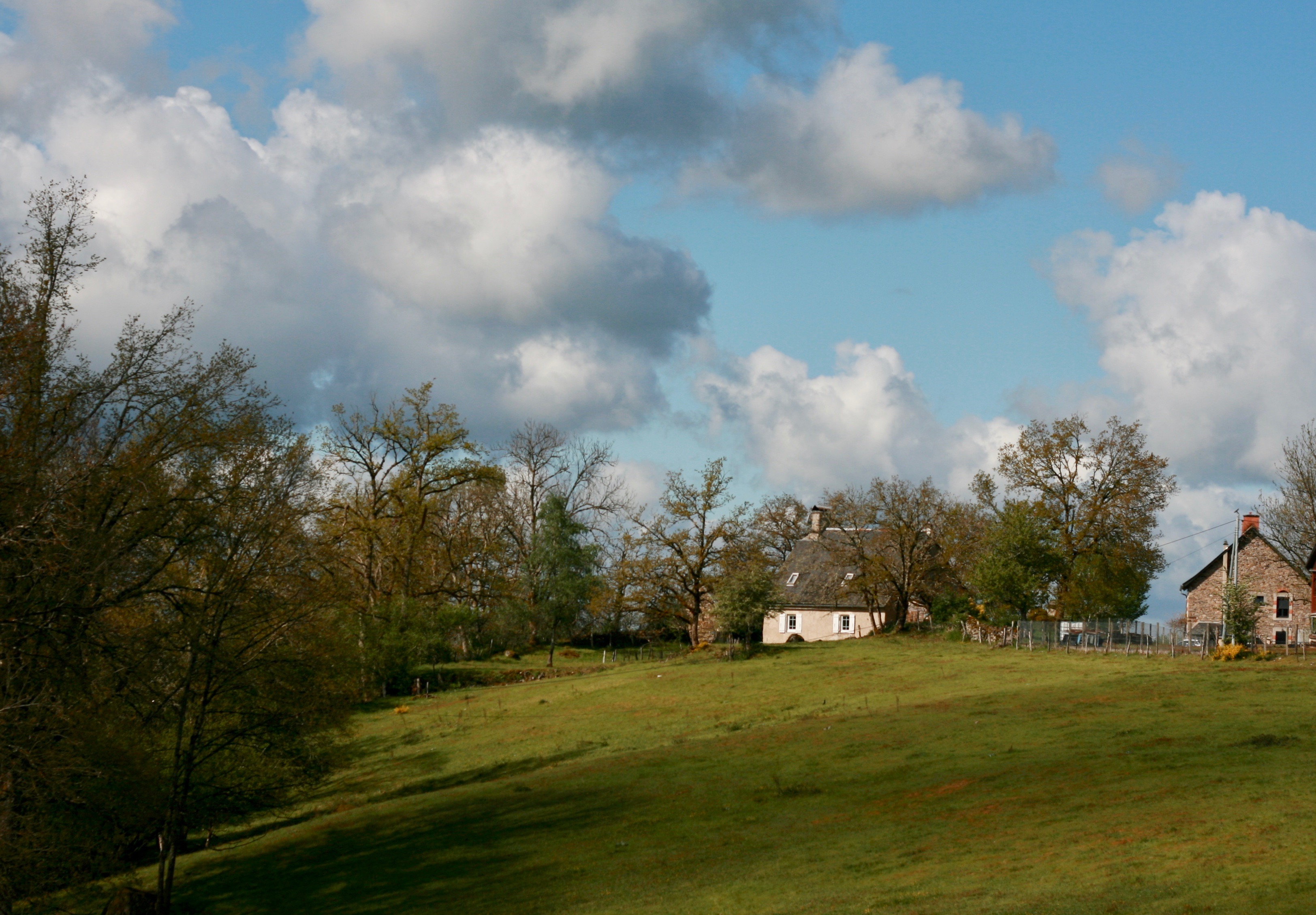 Dans le village . Haut-Cantal