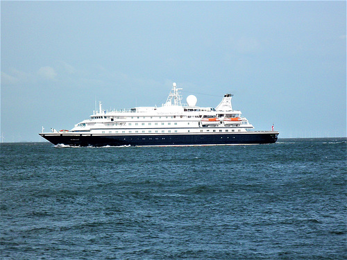 SEA DREAM I