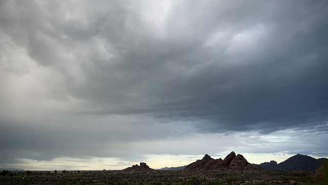 Drizzly morning at Papago Park