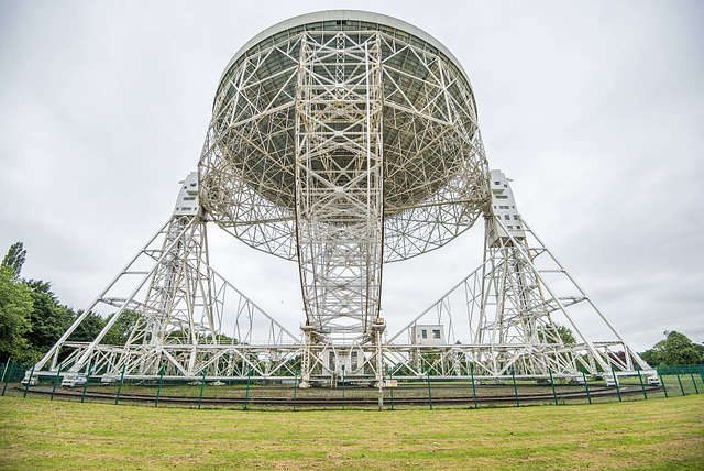 Jodrell Bank Radio Telescope1