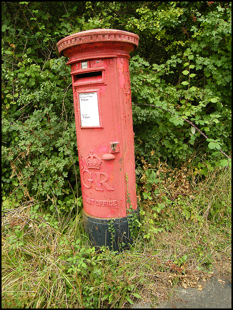 George V pillar box