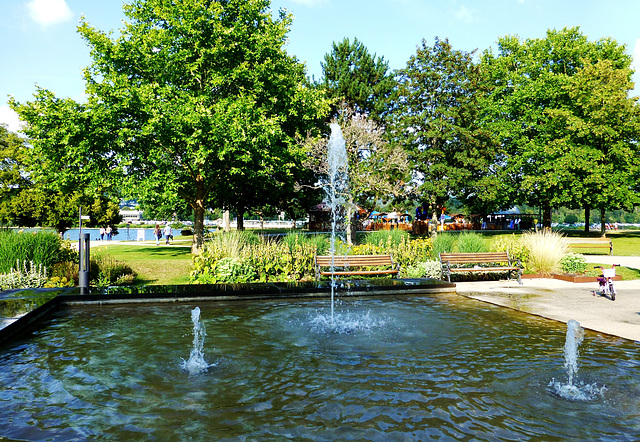 DE - Bad Breisig - Brunnen im Kurpark