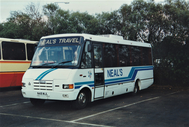 Neal’s Travel N419 WJL in Bury St. Edmunds – 22 Jul 1998 (361-19) Neal’s Travel N419 WJL in Bury St. Edmunds – 22 Jul 1998 (361-19)