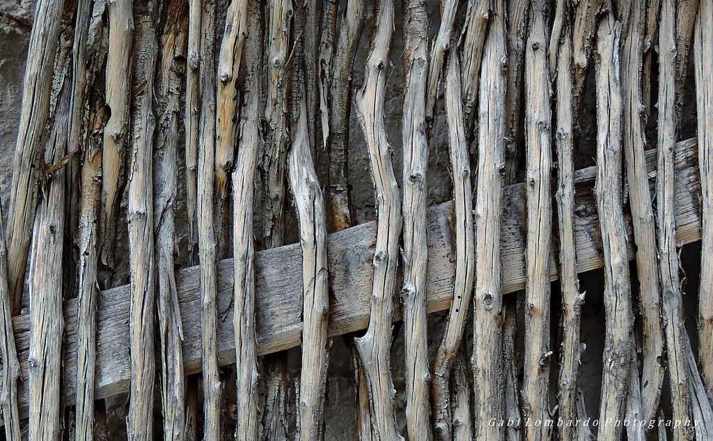 rustic fence : HFF to all!