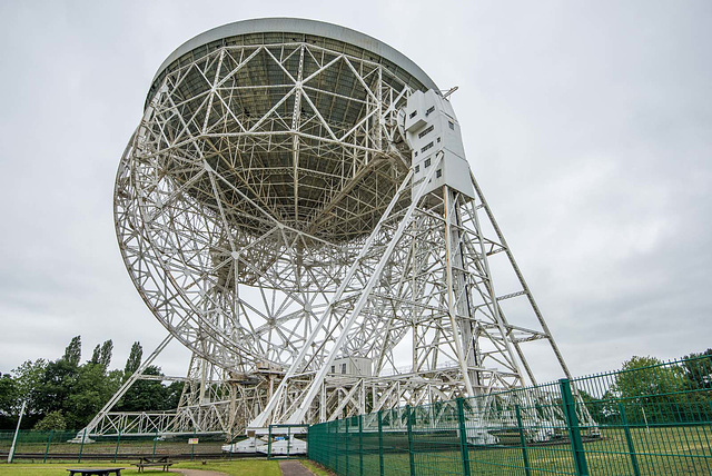 Jodrell Bank Radio Telescope23jpg