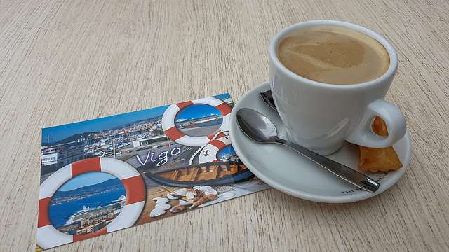 Kaffee con leche in Vigo